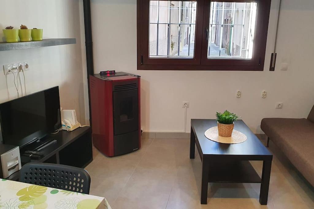 Precioso Apartamento En El Pirineo Catalan Ла Побла де Лилет Екстериор снимка